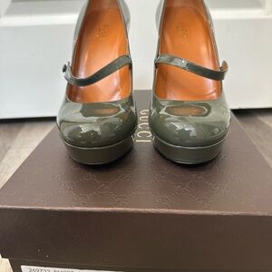 Gucci Women's Vernice Crystal Dusk (Green) Patent Leather Heels